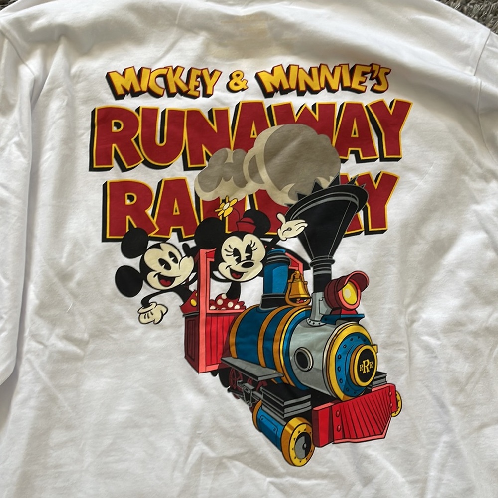 Mickey and Minnie Runaway Railway longsleeve T-shirt